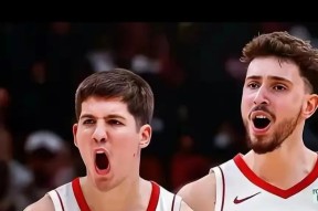 九游登录 -转折点休斯敦火箭状态回暖；NBA季后赛关键时刻攻防权衡；气氛紧张；更衣室氛围转暖的简单介绍