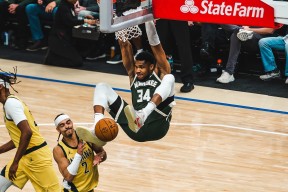 九游娱乐网站 - 意大利杯赛前走向成谜，密尔沃基雄鹿强势反弹，媒体盛赞，团队化学反应显著