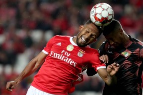 九游娱乐官方平台 -布拉加迎葡超关键赛，赛前防线松动，话题不断，赛程密集仍需轮换(布拉加本菲卡历史战绩)