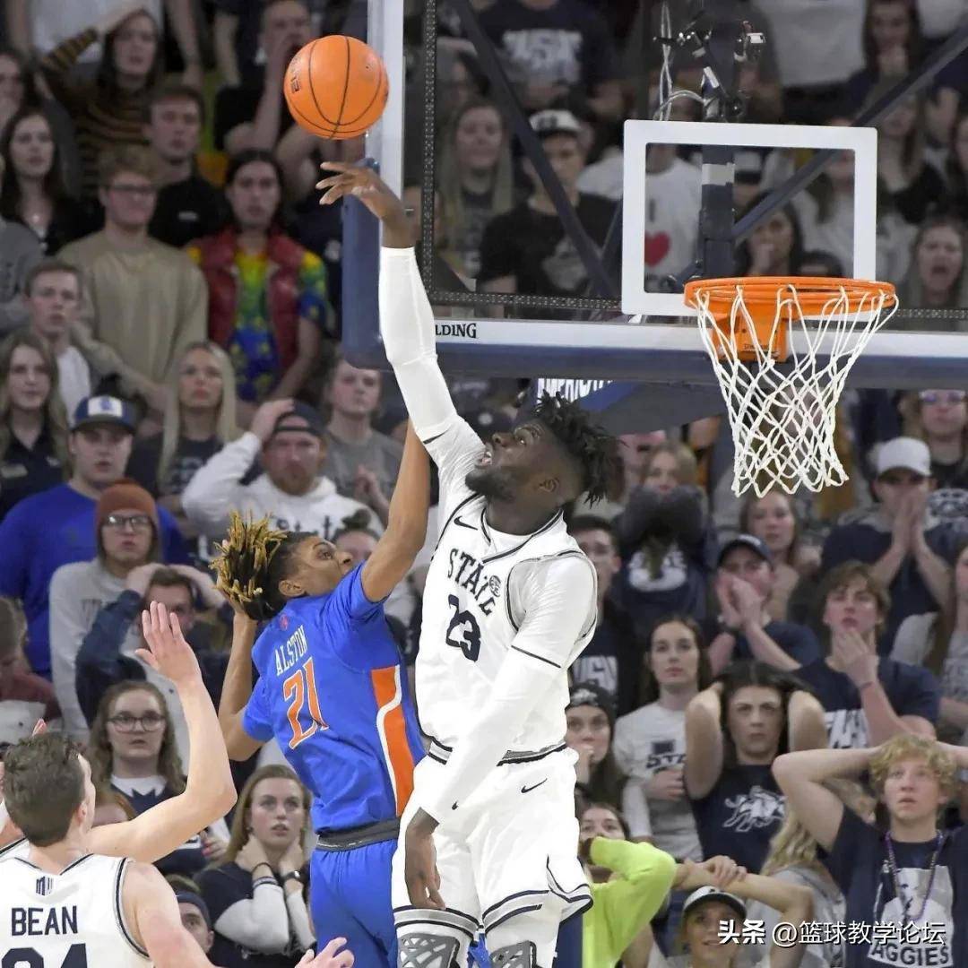 关于NBA常规赛今晚再迎强敌,纽约尼克斯复出首秀,主帅态度——引发热议,心理建设被强调的信息 关于NBA常规赛今晚再迎强敌,纽约尼克斯复出首秀,主帅态度——引发热议,心理建设被强调的信息