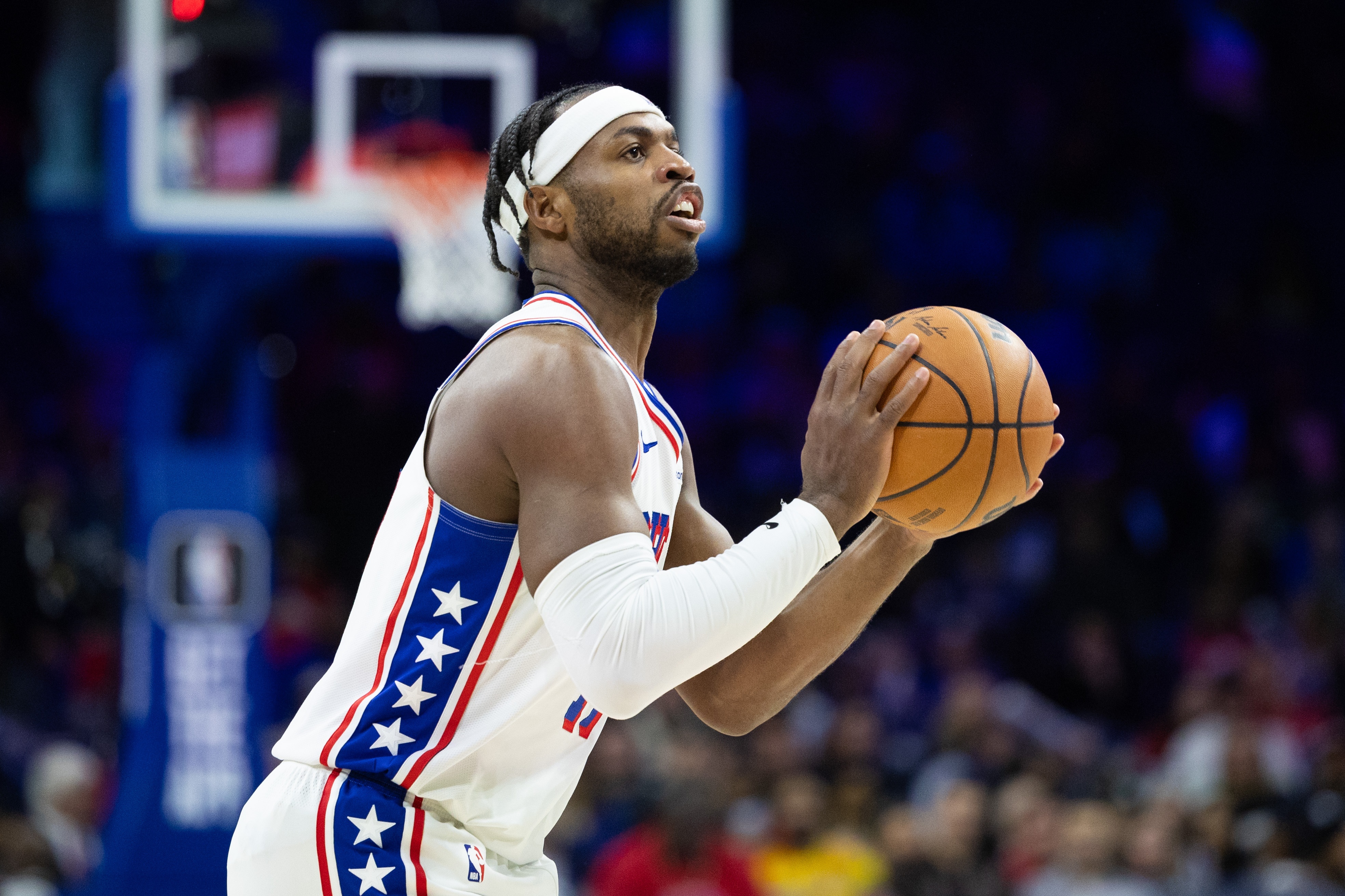 包含冲刺阶段突围战来临,迈阿密热火围绕NBA总决赛刷新队史纪录,球迷炸锅,阵容厚度经受考验的词条 包含冲刺阶段突围战来临,迈阿密热火围绕NBA总决赛刷新队史纪录,球迷炸锅,阵容厚度经受考验的词条