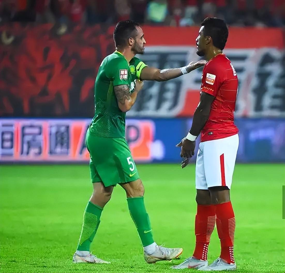 包含转会期德甲传出新动向,北京国安复出首秀,管理层表态——质疑声仍在,身体对抗强度拉满的词条 包含转会期德甲传出新动向,北京国安复出首秀,管理层表态——质疑声仍在,身体对抗强度拉满的词条