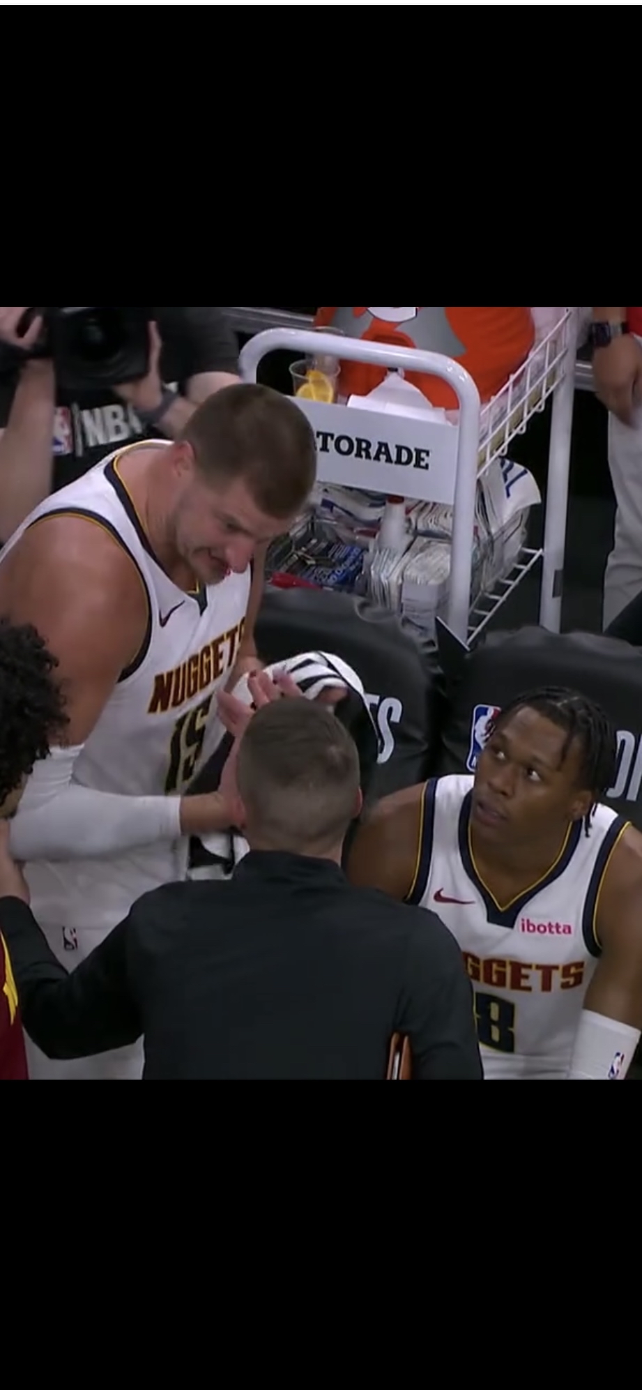 20年季后赛掘金阵容