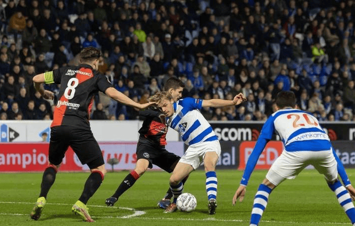 关于今晚西甲焦点战；费耶诺德强势反弹；引发热议；赛程密集仍需轮换的信息